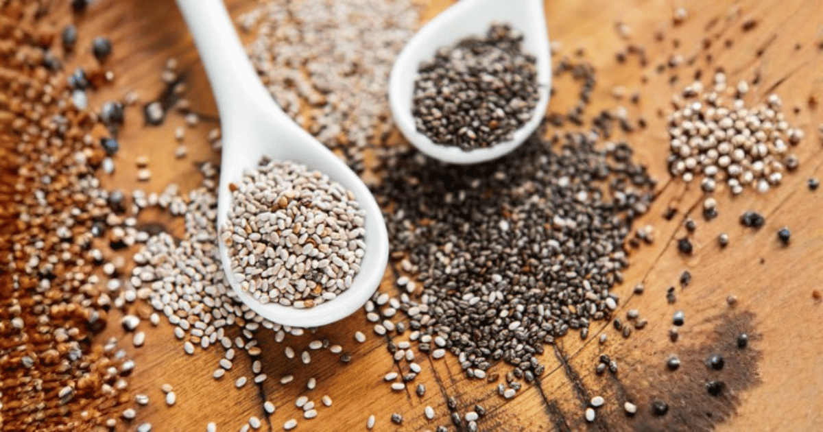 Semi di chia al mattino o alla sera: quando è meglio mangiarli