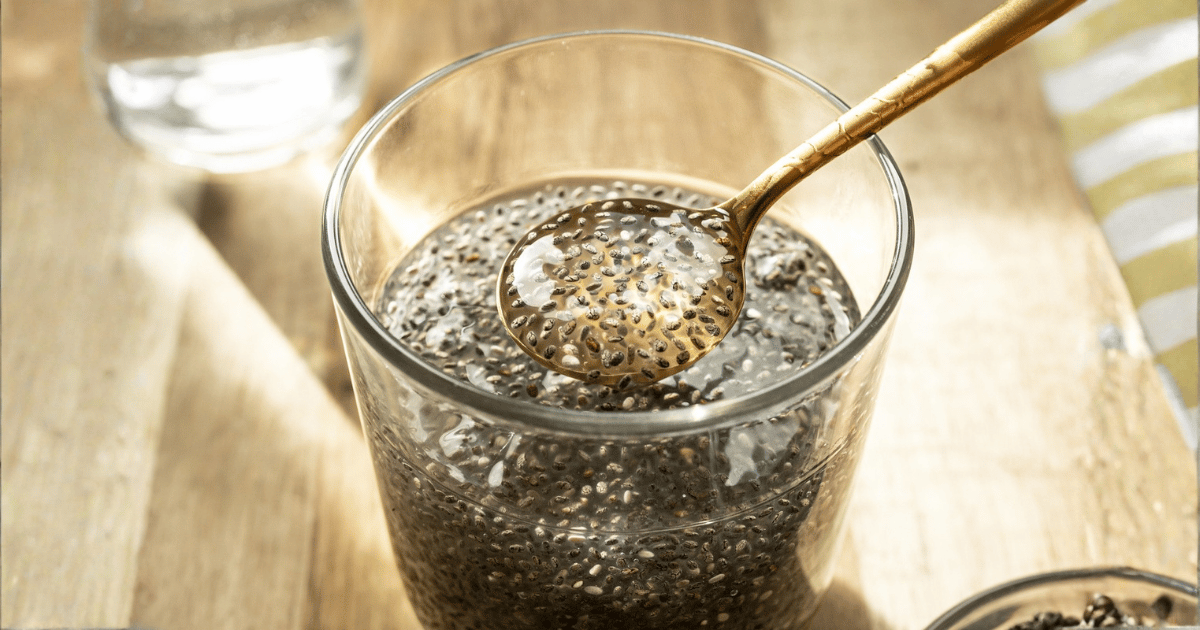 Cosa succede quando inizi la giornata con un'acqua di chia e finocchio?
